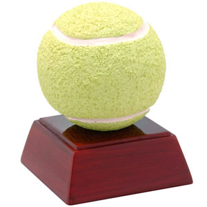hars sculptuur tennisbal